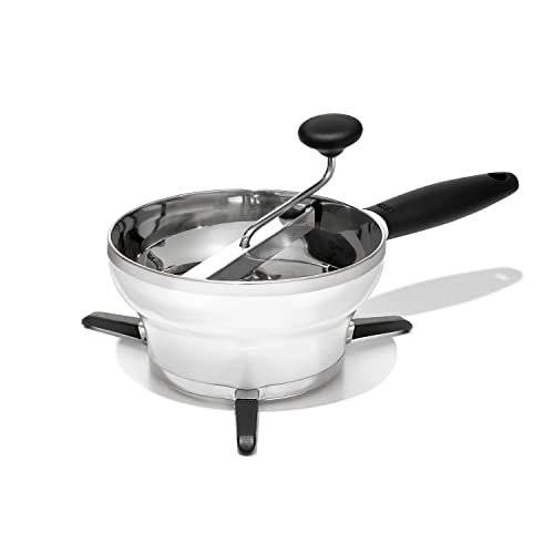OXO Good Grips passaverdure in acciaio con impugnature ergonomiche